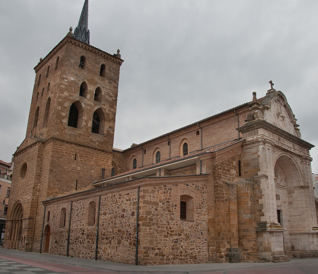 Templo San Juan del Mercado, Benavente