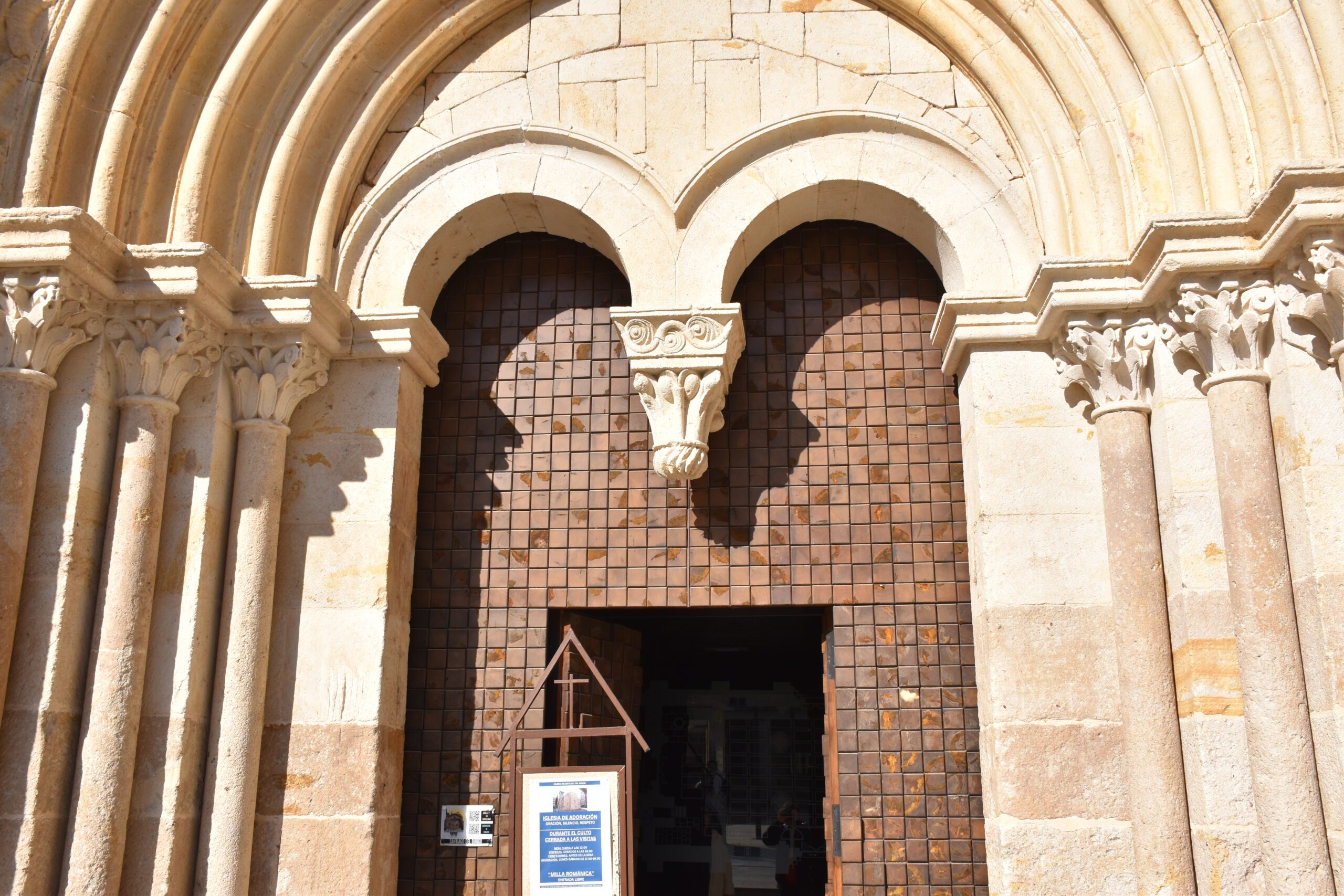 La Milla Románica 2 Iglesia de Santiago del Burgo, La Milla Románica