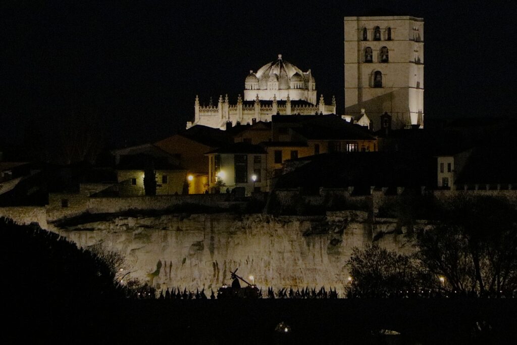 De vuelta a casa. Gestoria Domingo