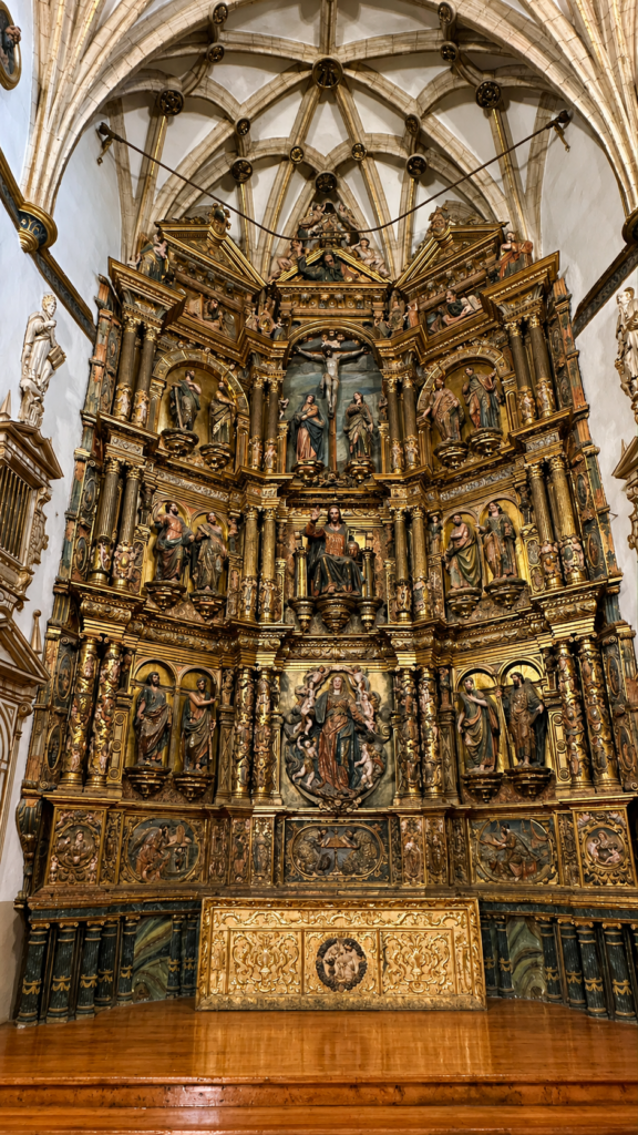 Iglesia de San Andrés 15 retablo apostoles