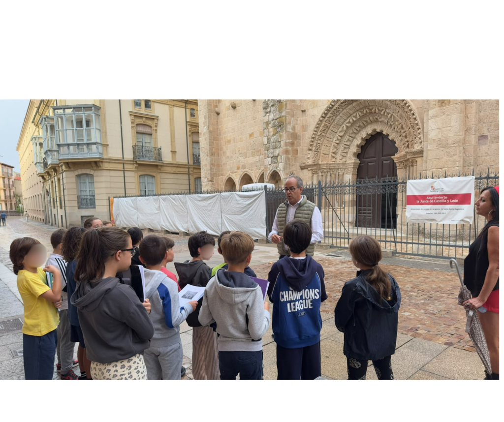 Alumnos del Gonzalo Berceo descubren la restauración de La Magdalena 1 202614 Visita Berceo2