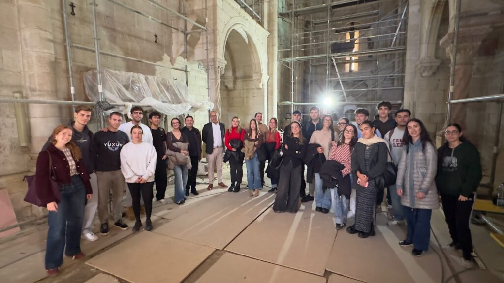 La Magdalena acerca la restauración del patrimonio a los futuros maestros 1 WhatsApp Image 2026 10 27 at 14.11.52